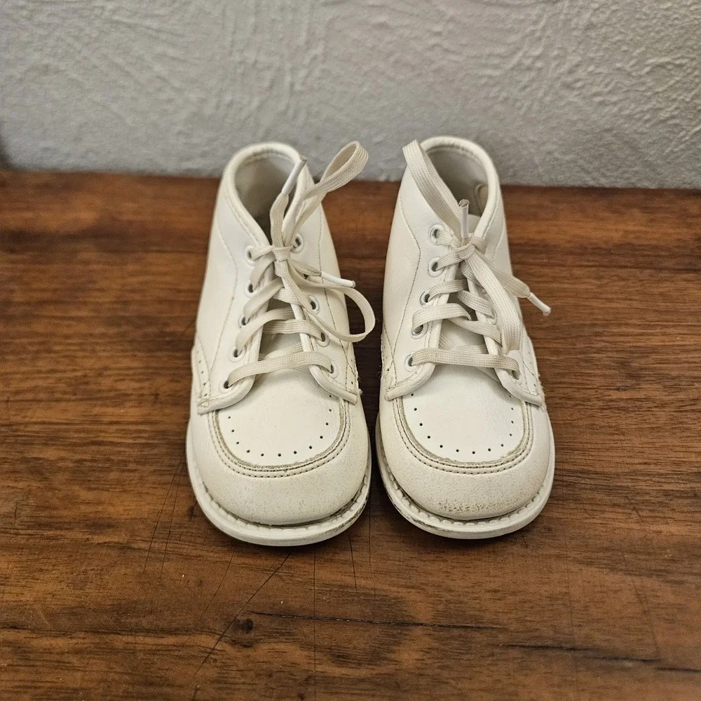 Vintage Doveen Wash & Wear Baby Deer Shoes Size 3 In Original Box Early Walkers